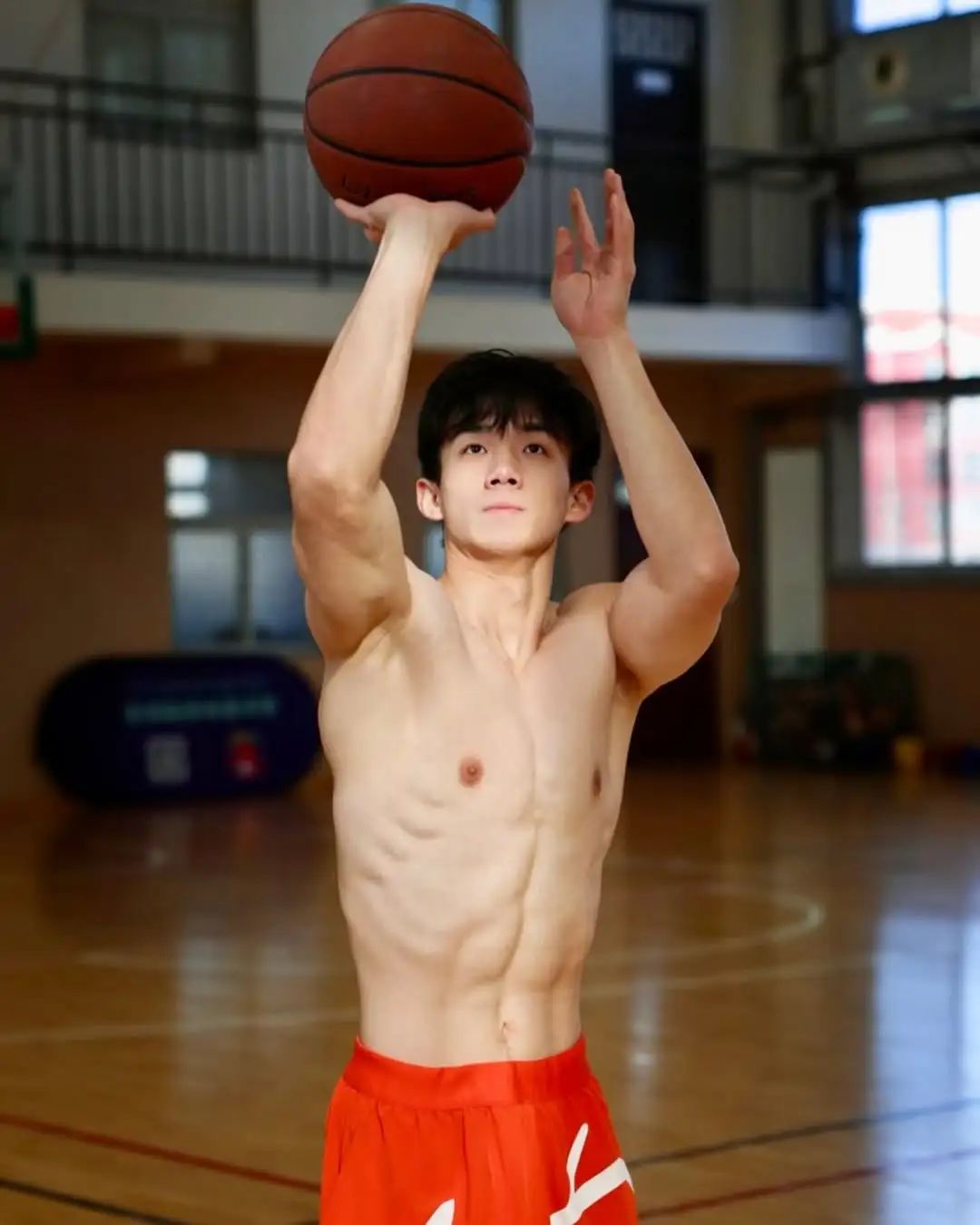 篮球体育生，意气风发 - 51虹马