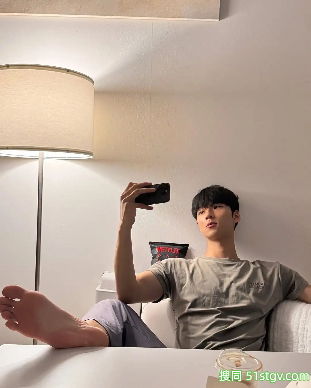 长腿小哥哥，身材正 - 51虹马