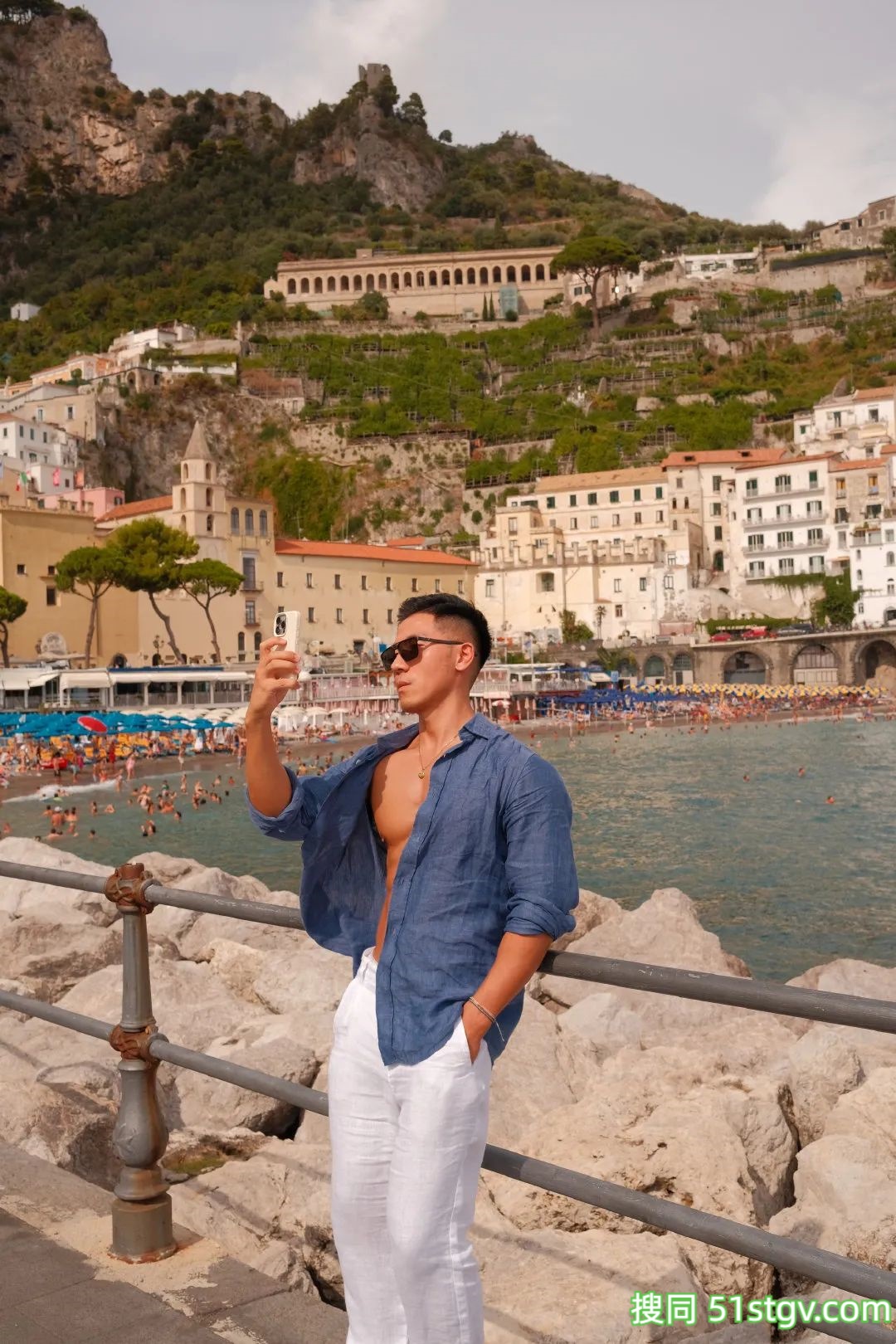 推特爆红的黑皮肌肉体育生,到底是谁在享用? - 51虹马 推特爆红的黑皮肌肉体育生,到底是谁在享用? - 51虹马