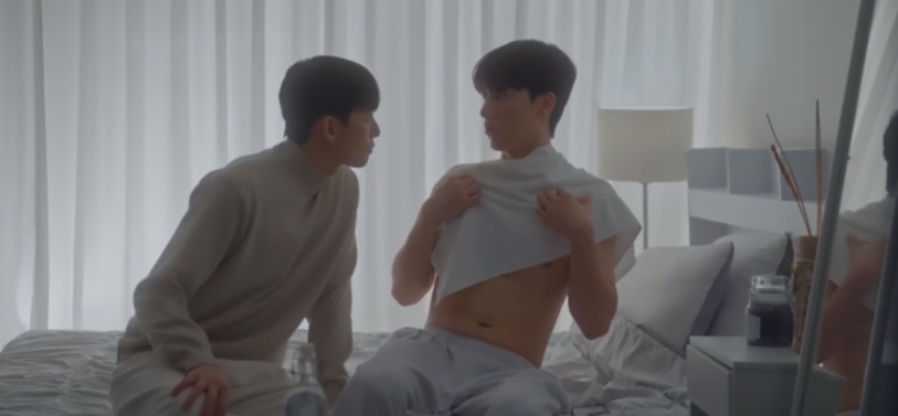 《不公平的恋爱》和妈妈闺蜜的儿子同居-51虹马