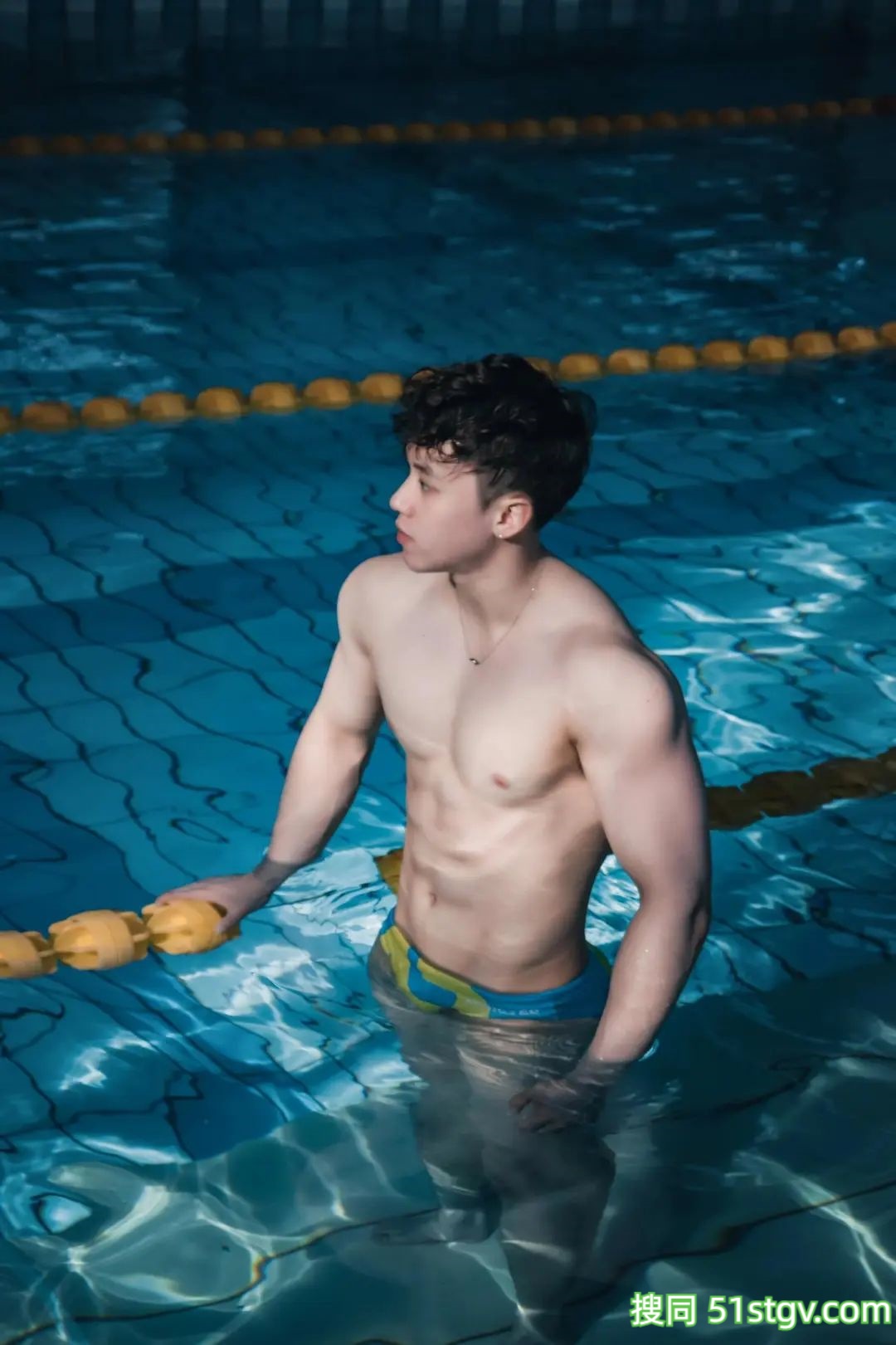 北体体育生游泳日常，嘎嘎帅 - 51虹马