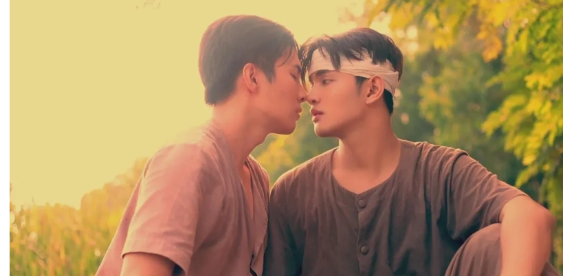 《初恋爱人》偏远山村爱情，蛮新颖的 - 51虹马