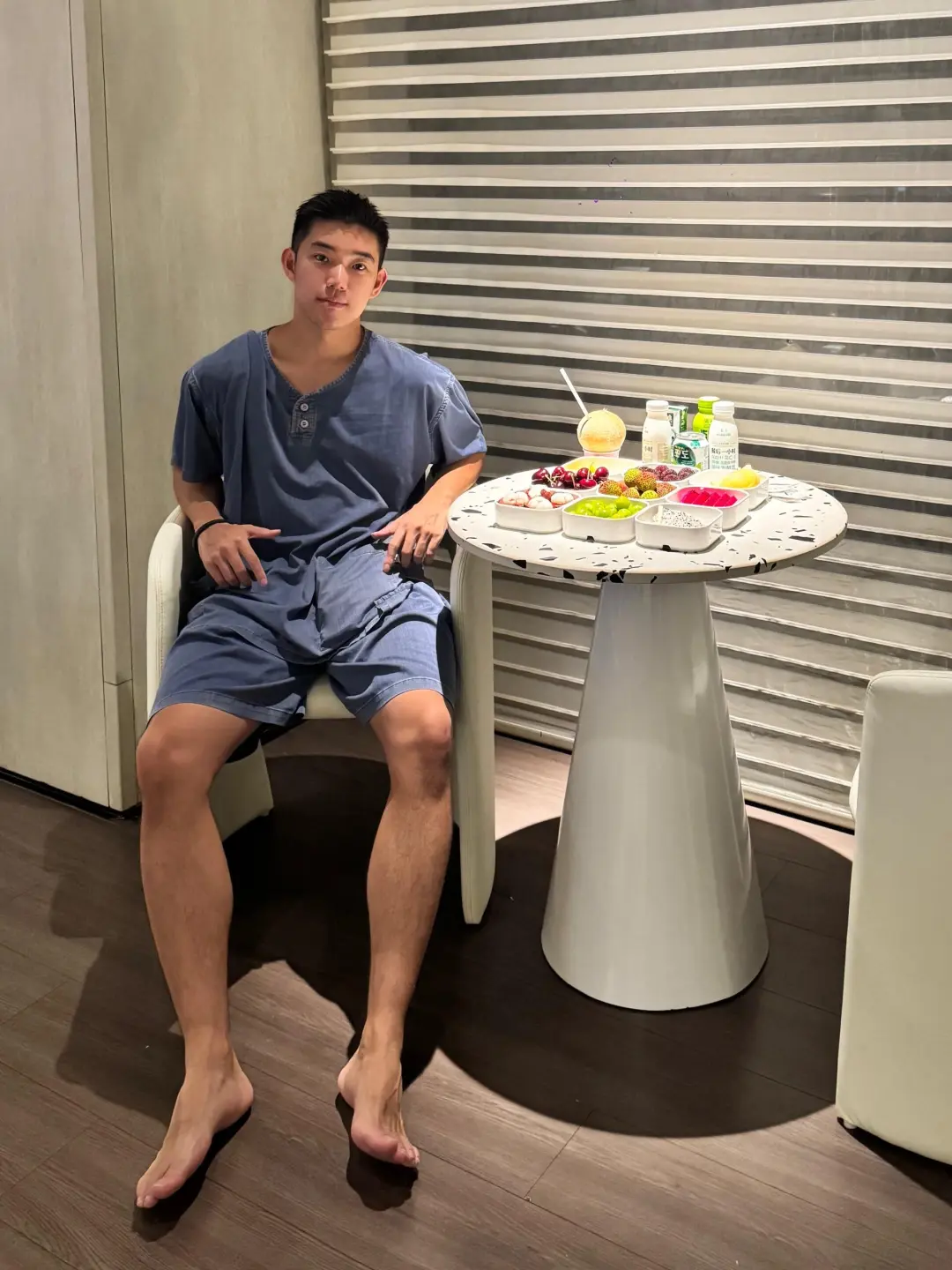 耐看的小哥哥，身材好 - 51虹马