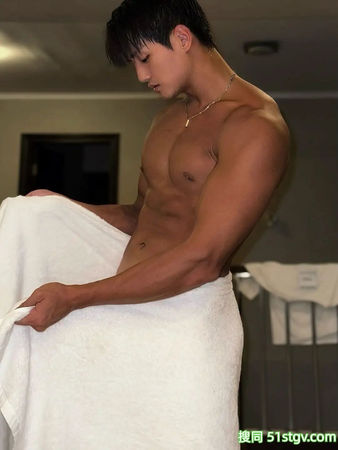 黑皮体育生，健康的肤色更迷人 - 51虹马