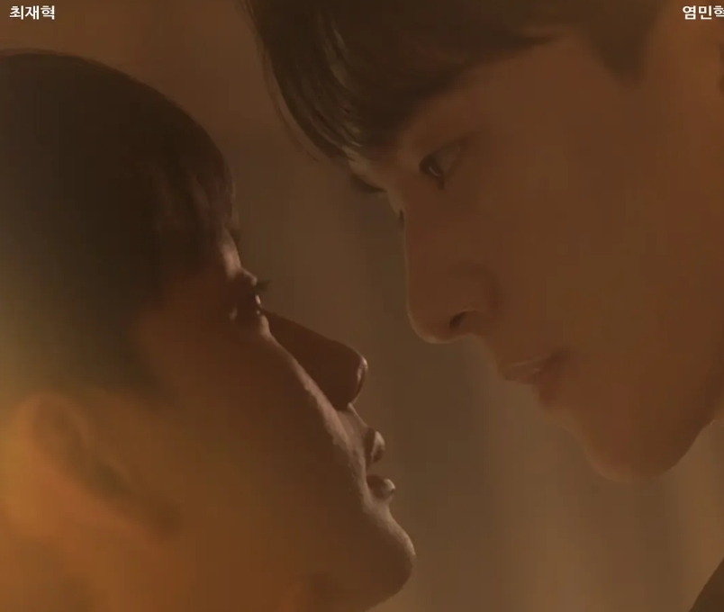 《球童战术》伤退体操王子韩智元回归校园,邂逅篮球超新星权正宇 - 51虹马 《球童战术》伤退体操王子韩智元回归校园,邂逅篮球超新星权正宇 - 51虹马