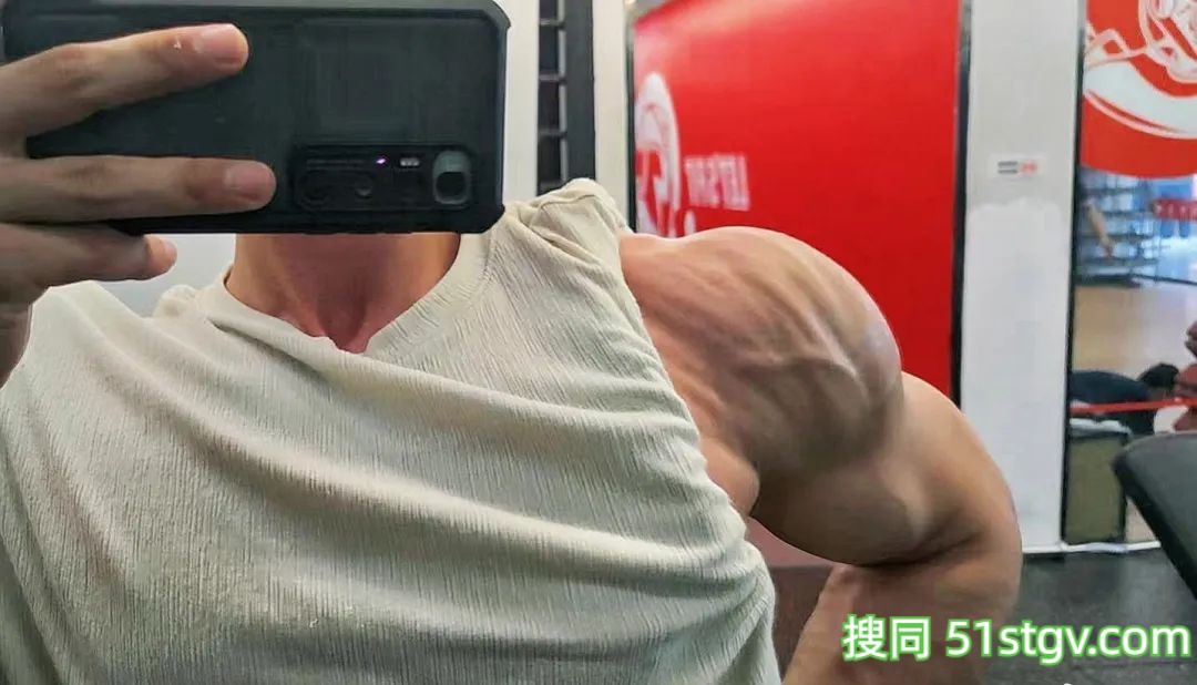 28岁湖南运动男模,这健壮肌肉线条和冷傲脸部棱角沉浸式还原东海龙王敖光 - 51虹马 28岁湖南运动男模,这健壮肌肉线条和冷傲脸部棱角沉浸式还原东海龙王敖光 - 51虹马