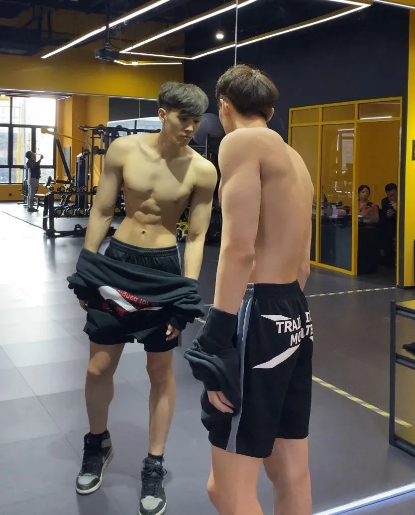 196CM沈阳体院运动男! - 51虹马 196CM沈阳体院运动男! - 51虹马