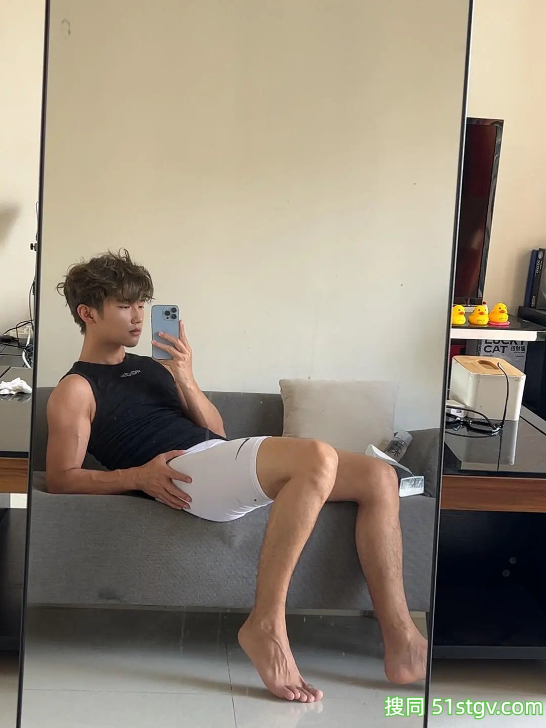 05薄肌小帅哥，少年感 - 51虹马