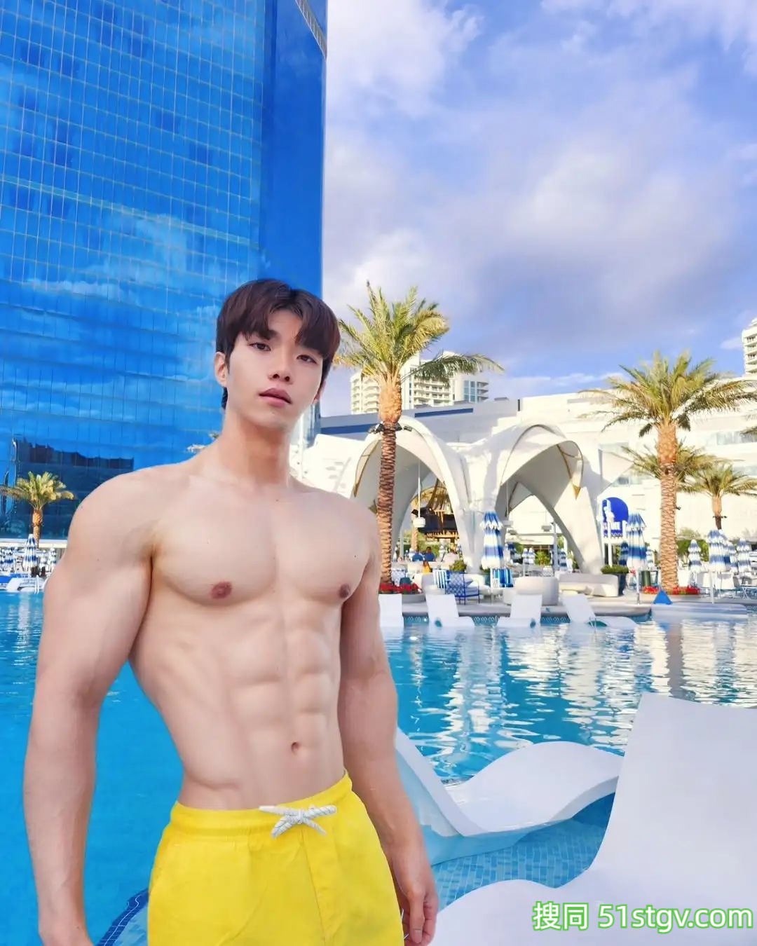 帅哥，青筋暴突 - 51虹马