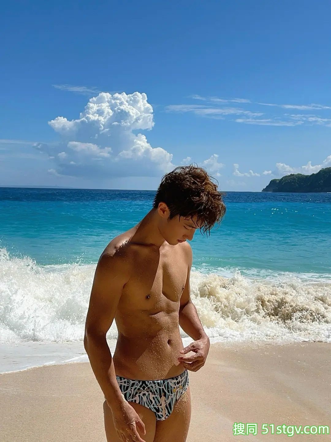 05薄肌小帅哥，少年感 - 51虹马