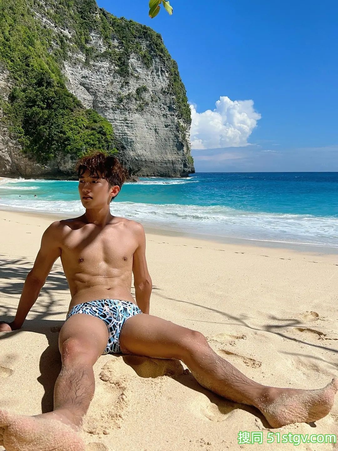 05薄肌小帅哥，少年感 - 51虹马