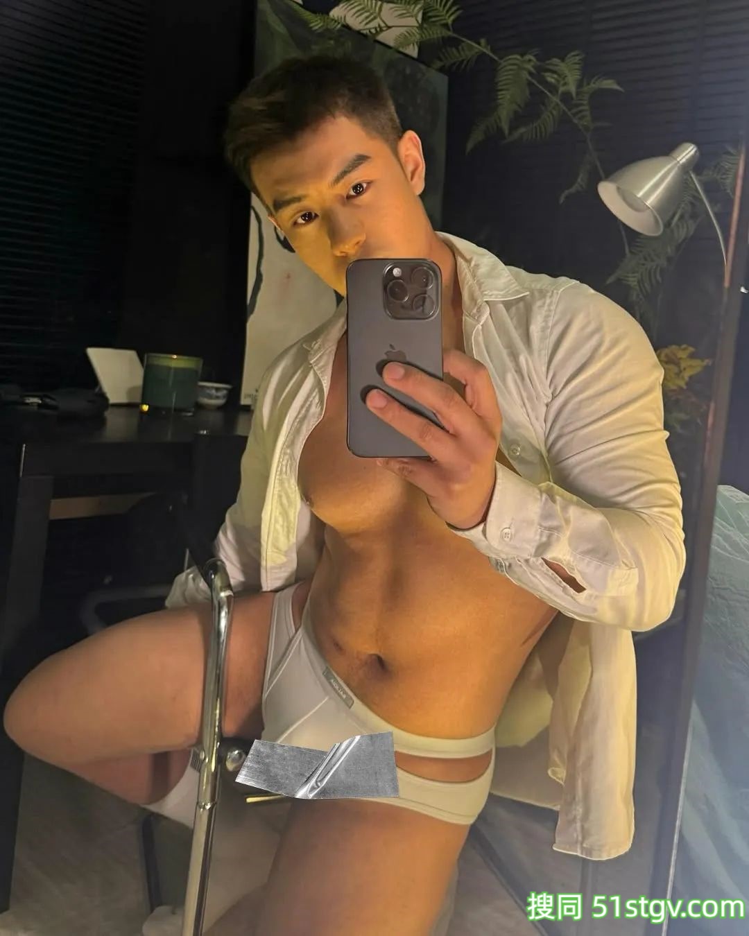 脂包肌帅哥，很有感觉 - 51虹马