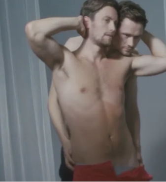 《首秀》帅哥为了当模特上位,不断打破底线-51虹马