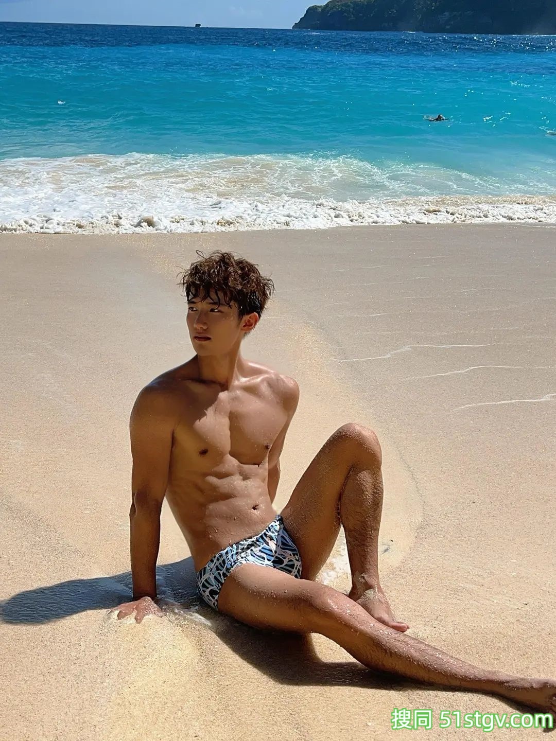 05薄肌小帅哥，少年感 - 51虹马