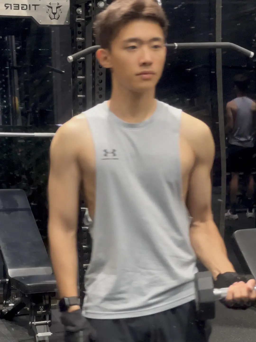 香香的男大学生 - 51虹马