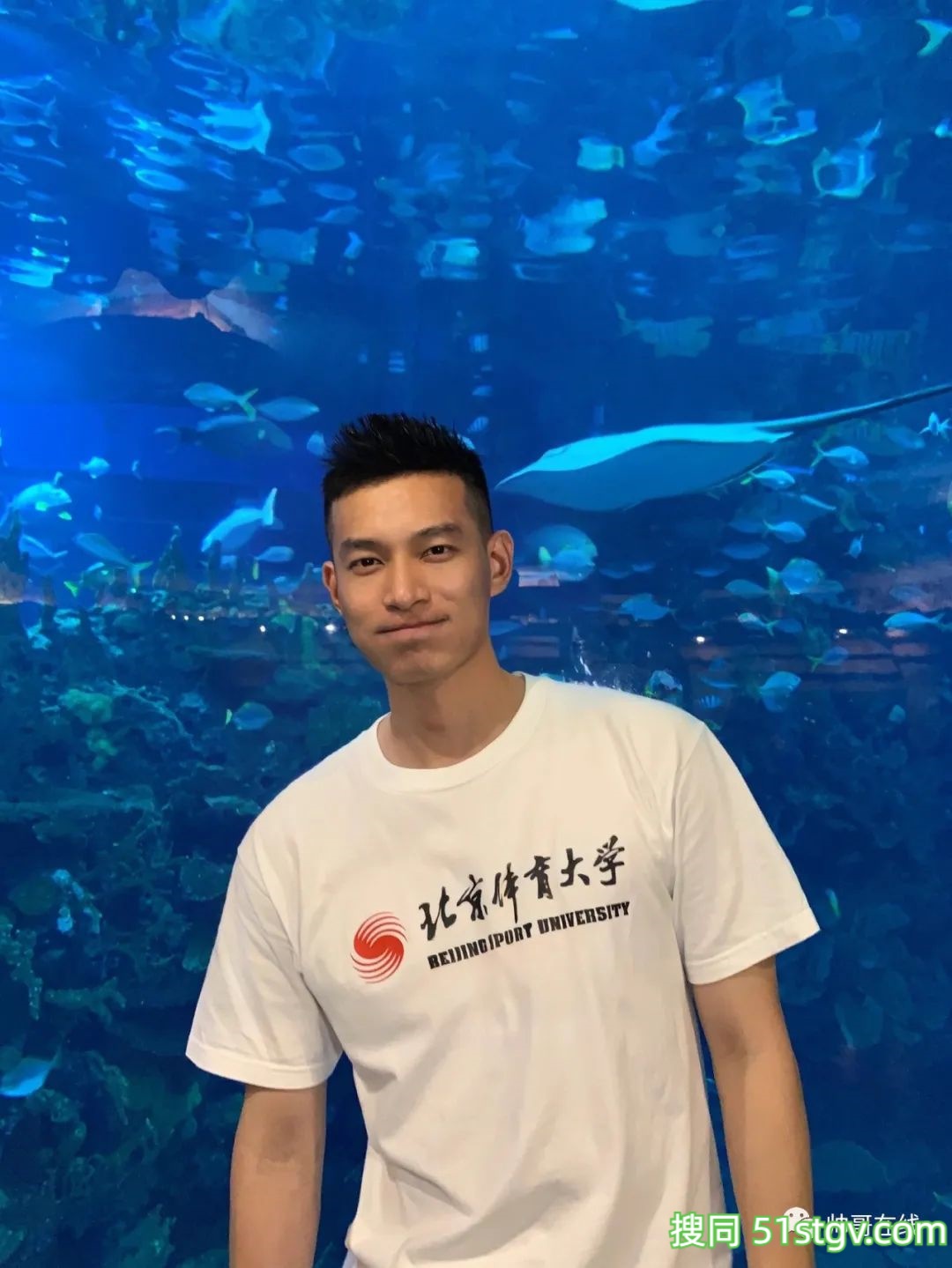 186CM北体篮球体育生大长腿穿的真好看! - 51虹马 186CM北体篮球体育生大长腿穿的真好看! - 51虹马