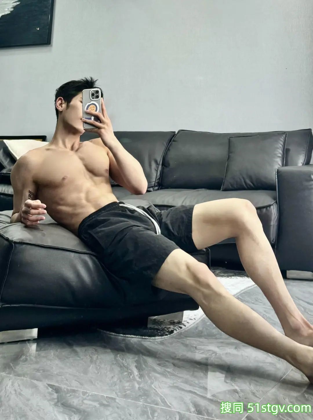 大长腿公狗腰，这身材嘎嘎猛 - 51虹马