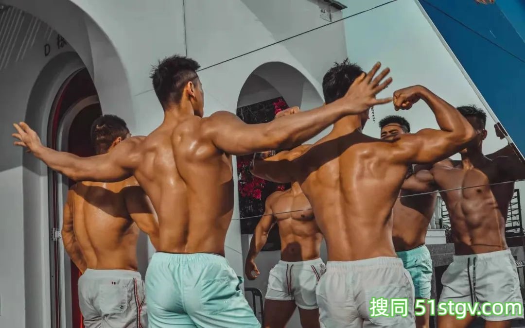 28岁湖南运动男模,这健壮肌肉线条和冷傲脸部棱角沉浸式还原东海龙王敖光 - 51虹马 28岁湖南运动男模,这健壮肌肉线条和冷傲脸部棱角沉浸式还原东海龙王敖光 - 51虹马