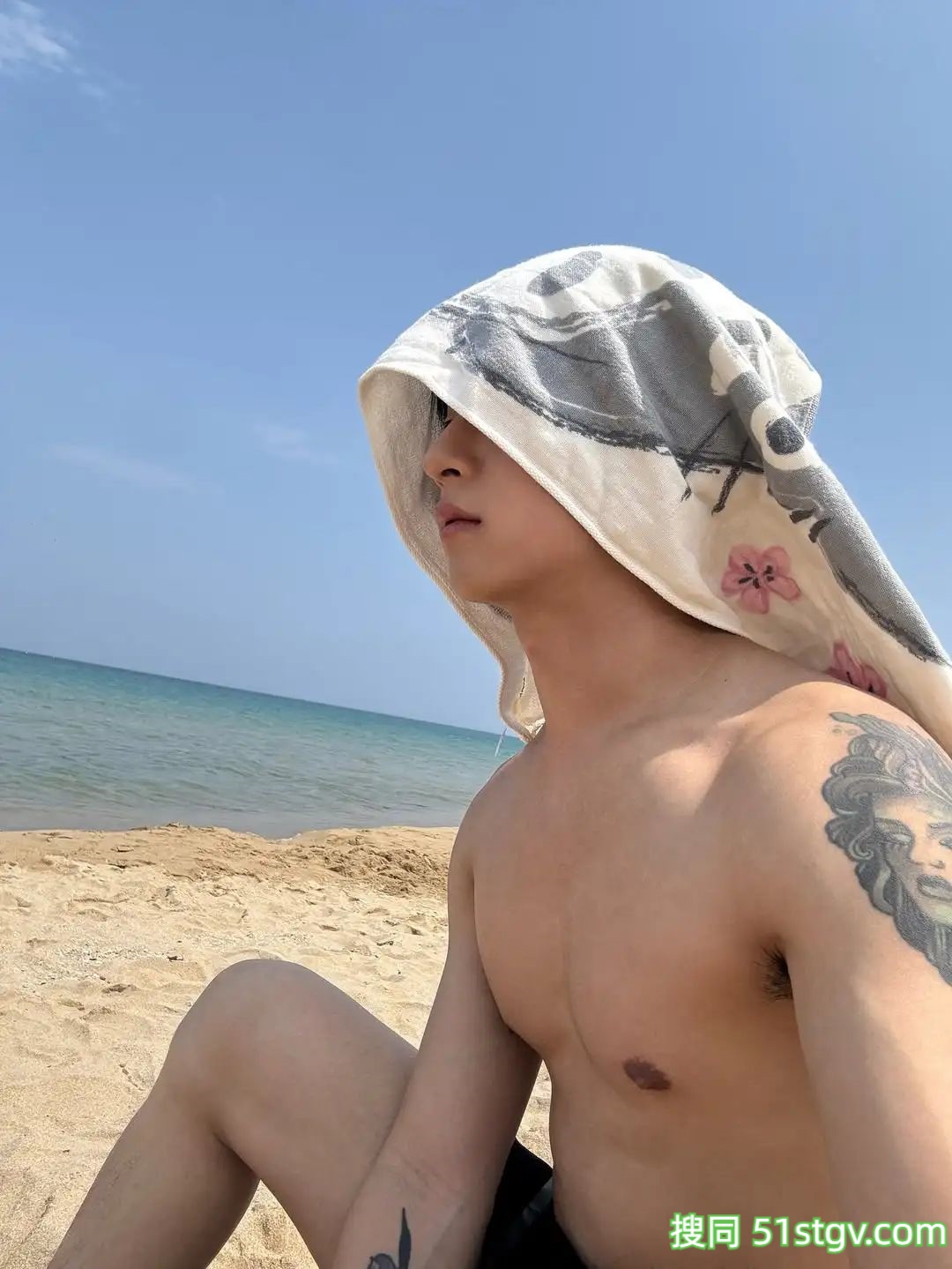 薄肌小奶狗，有点帅 - 51虹马