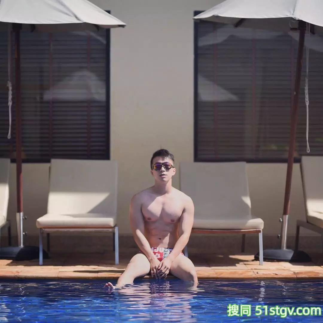 寸头帅称自己实力强!! - 51虹马 寸头帅称自己实力强!! - 51虹马