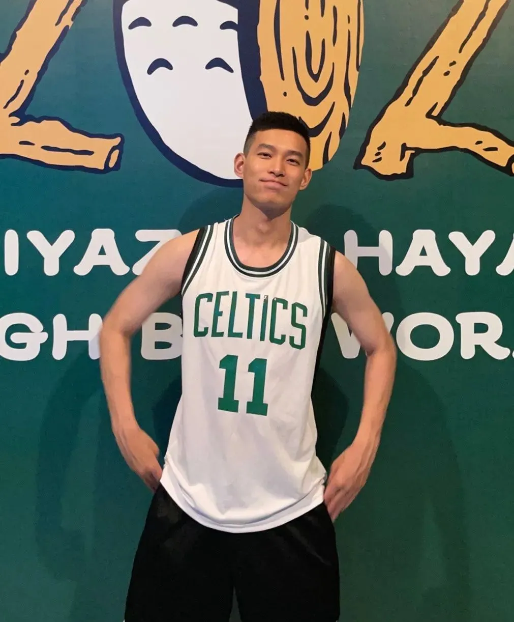 186CM北体篮球体育生大长腿穿的真好看! - 51虹马 186CM北体篮球体育生大长腿穿的真好看! - 51虹马