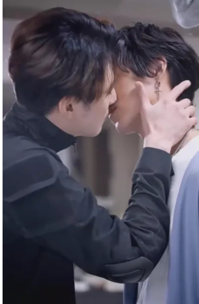 《侦探先生请不要拆穿我的谎言》侦探x牛朗,先婚后爱,假戏真做!-51虹马