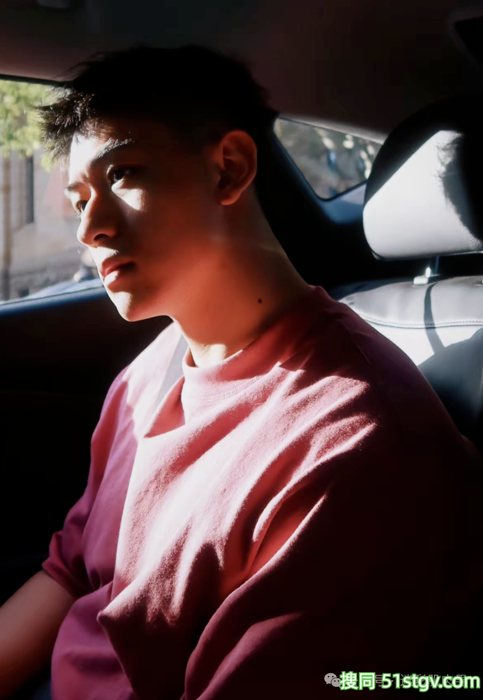 你们的新老公自拍来啦！ - 51虹马