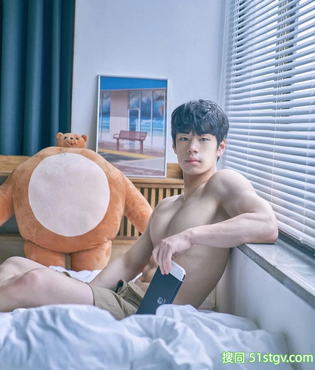 乖乖的小奶狗，又帅又壮实 - 51虹马