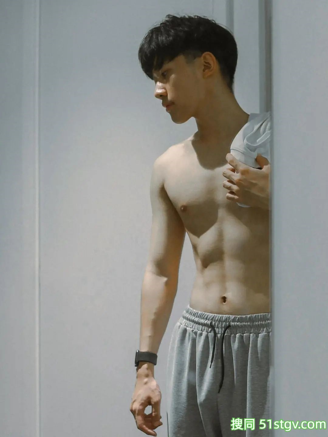 香香的男大学生 - 51虹马