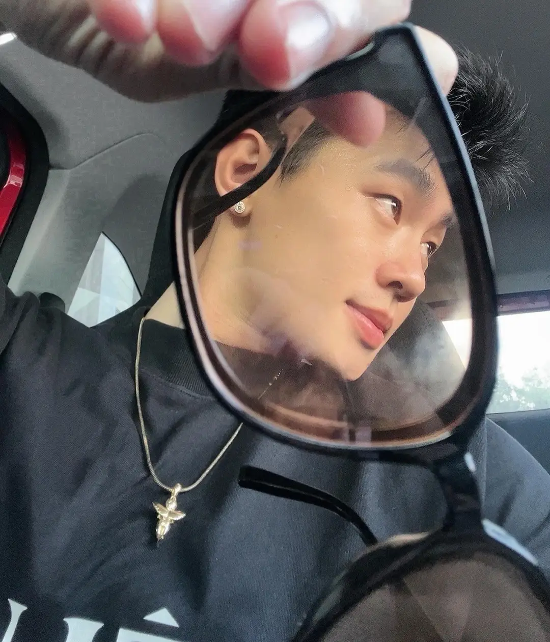 帅帅的男生，看着就好爽 - 51虹马