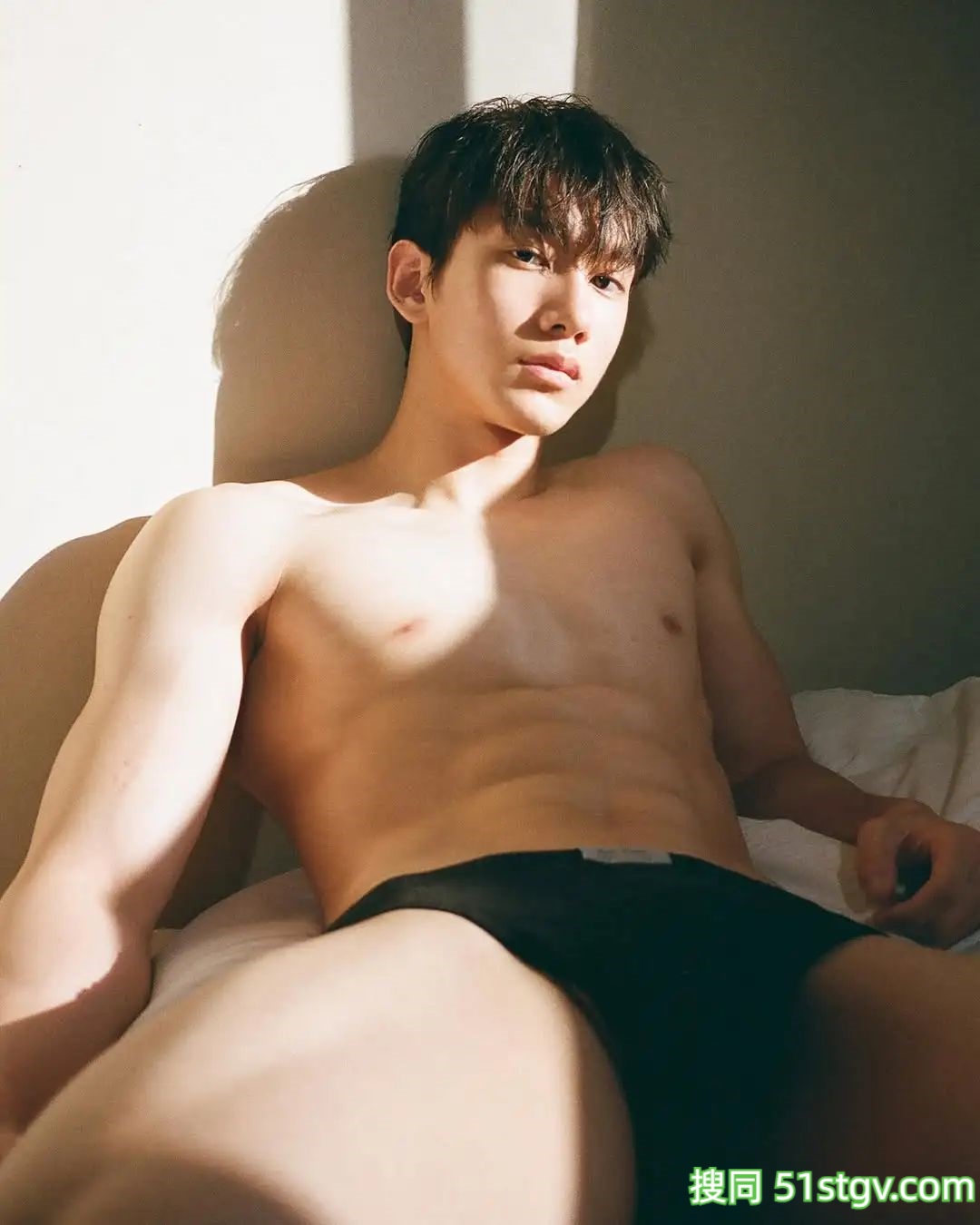 男生写真｜忧郁的男孩 - 51虹马