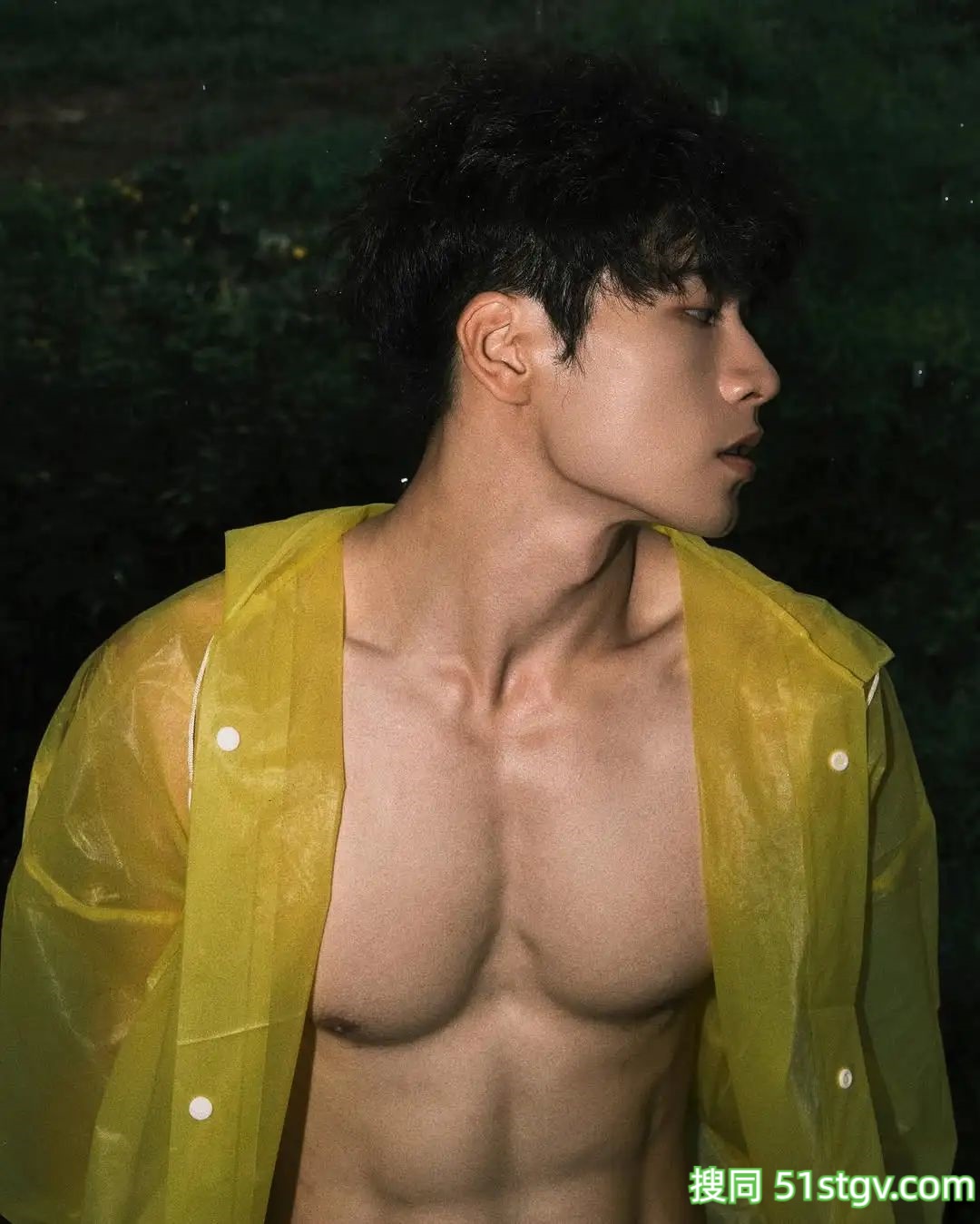 可狼可奶的腹肌哥哥可以嘛 - 51虹马