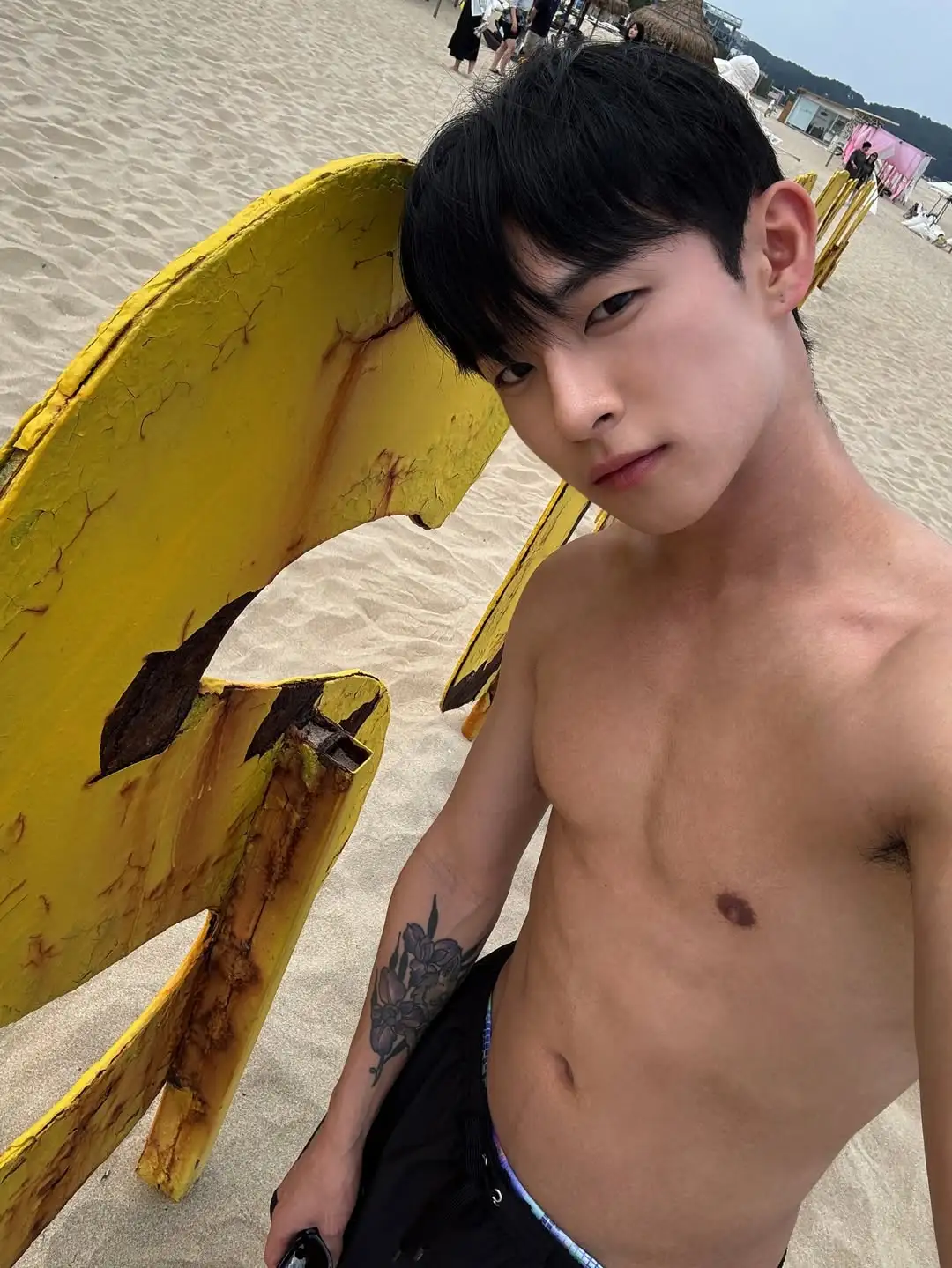 薄肌小奶狗，有点帅 - 51虹马