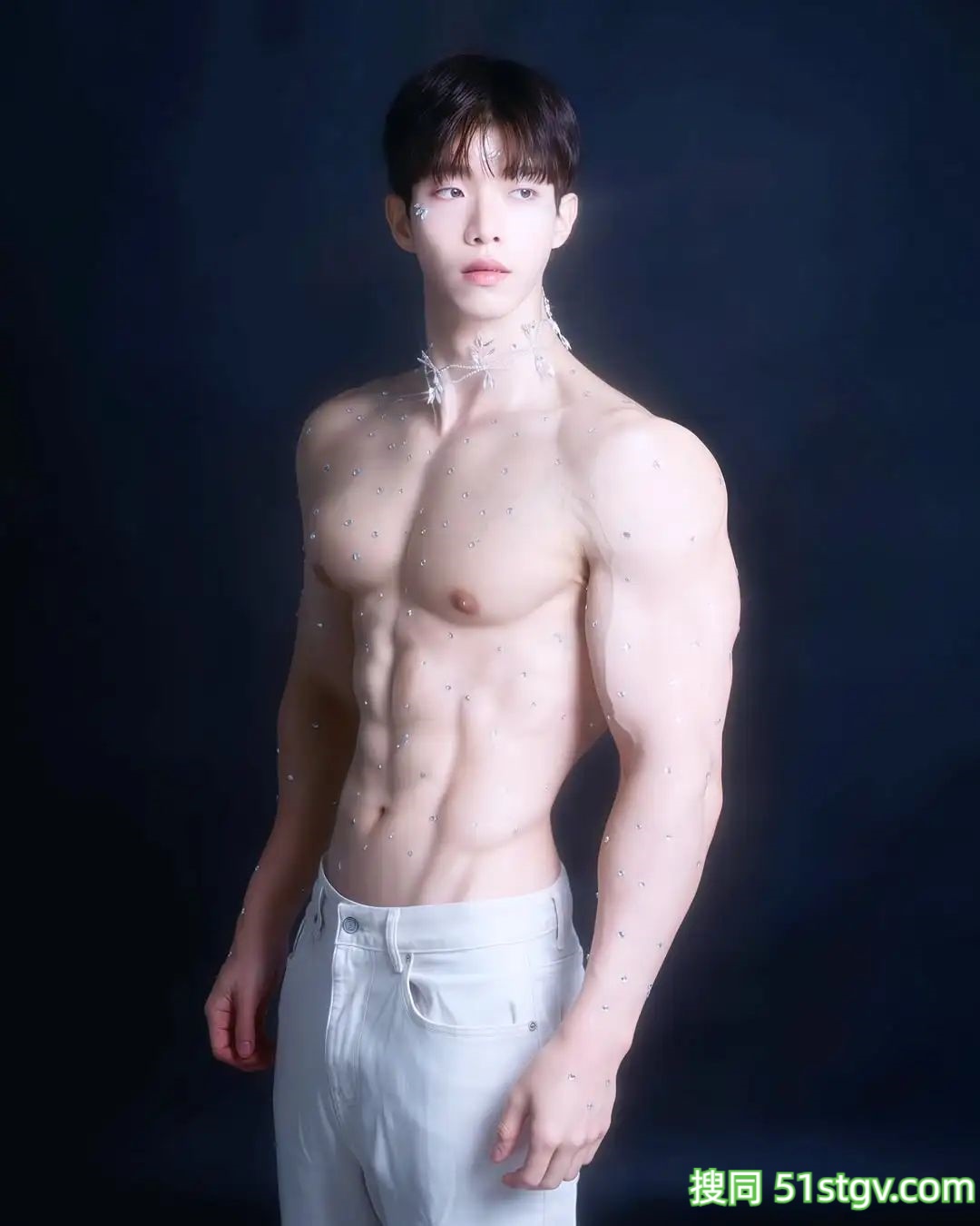 帅哥，青筋暴突 - 51虹马