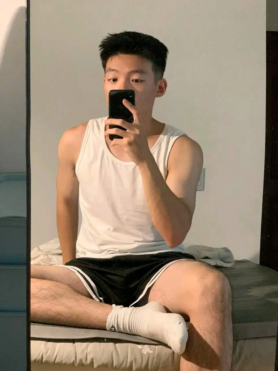 男大学生，三宣 - 51虹马