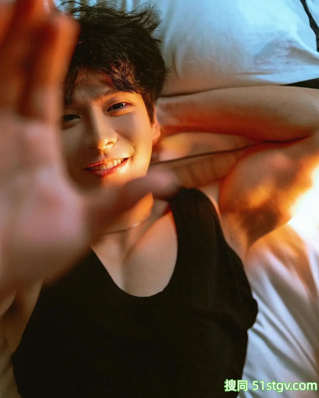 可狼可奶的腹肌哥哥可以嘛 - 51虹马