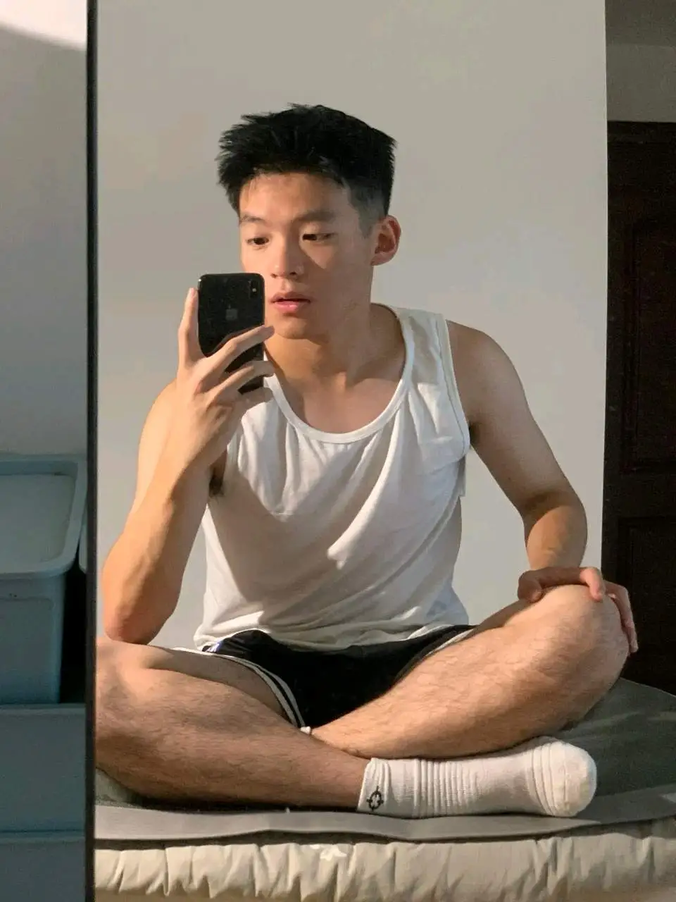 男大学生，三宣 - 51虹马