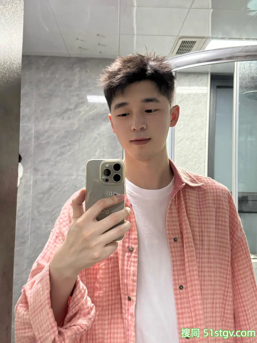 耐看型帅哥，越看越好看的小夜子 - 51虹马