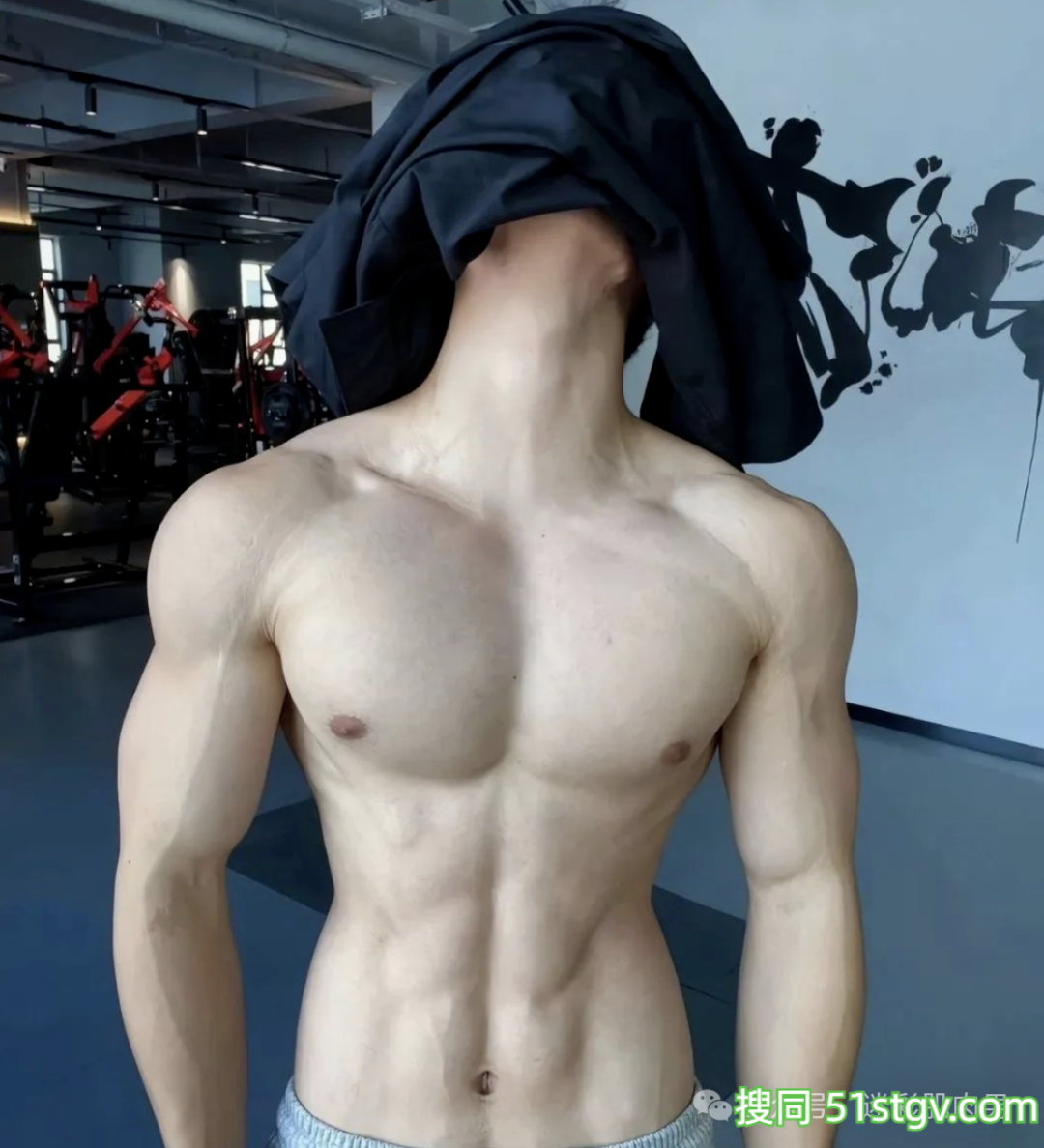 这白皮帅哥会是你的crush吗? - 51虹马 这白皮帅哥会是你的crush吗? - 51虹马