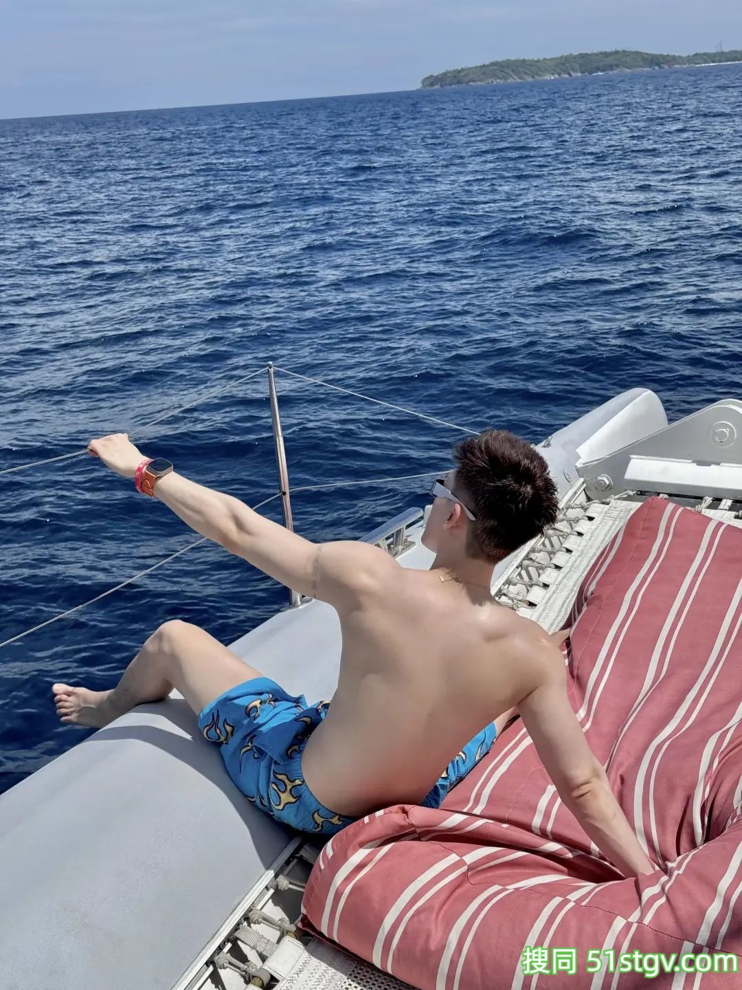 奶香奶香的帅哥哥 - 51虹马