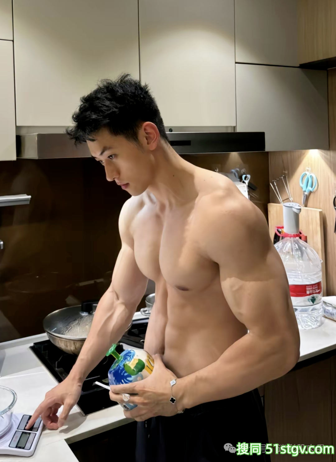 你们的新老公自拍来啦！ - 51虹马