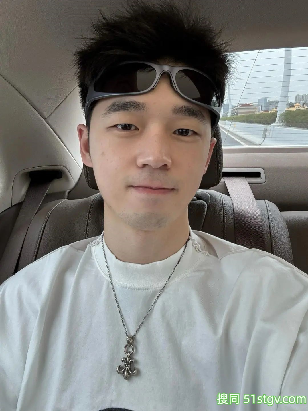 耐看型帅哥，越看越好看的小夜子 - 51虹马