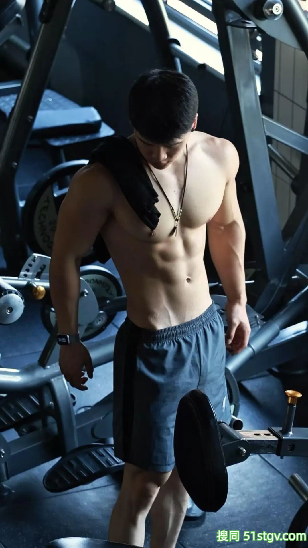 荷尔蒙的味道，很上头 - 51虹马