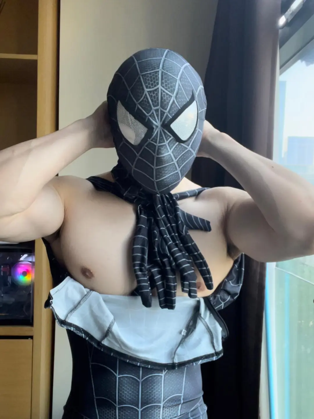 白皮壮硕的体育生 - 51虹马