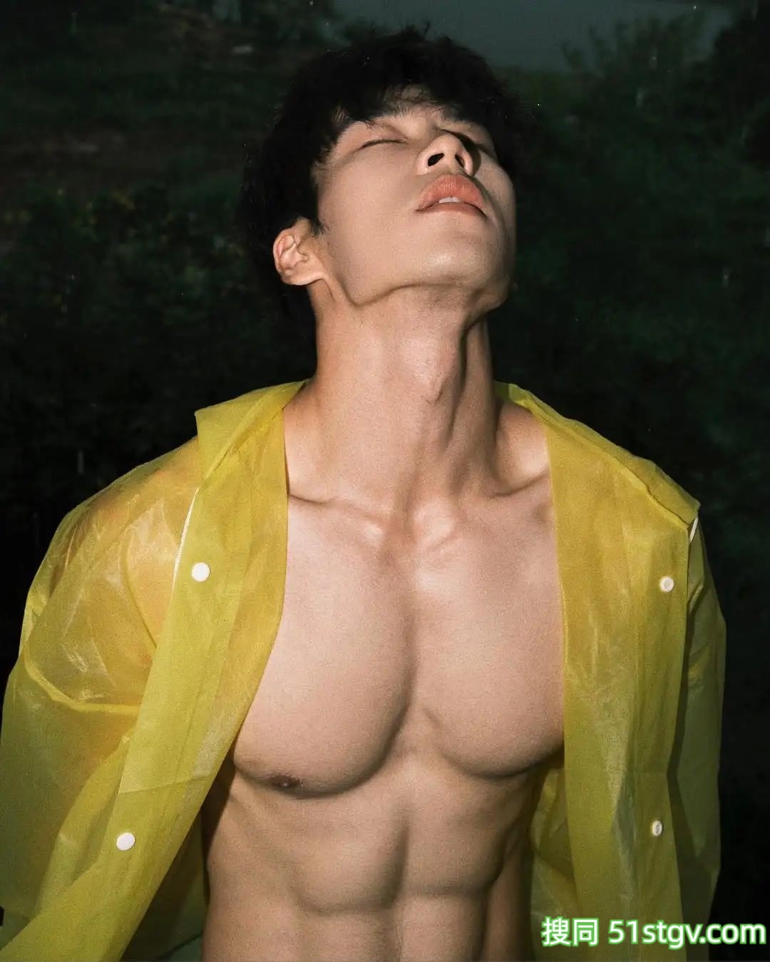 可狼可奶的腹肌哥哥可以嘛 - 51虹马