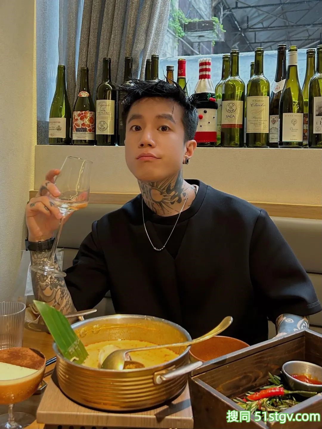 精瘦痞帅，小哥哥 - 51虹马