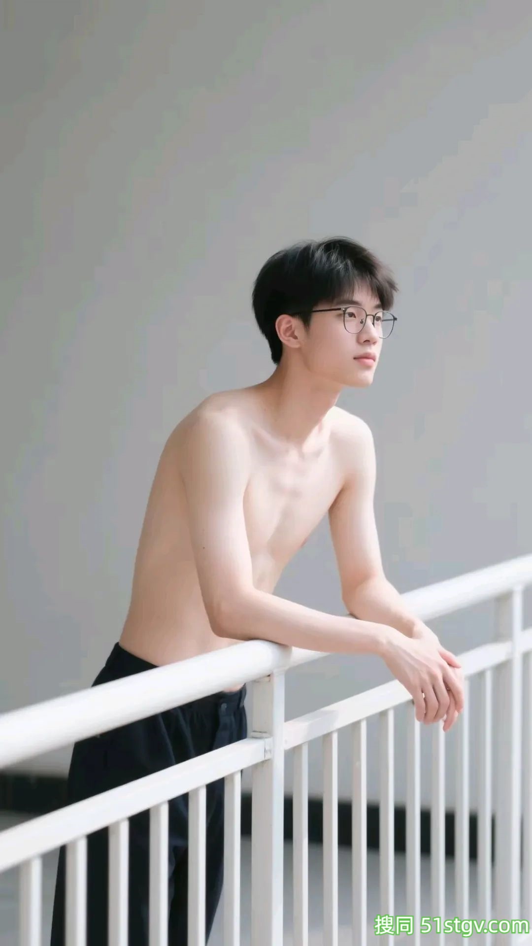 青涩的校草，长得帅还是大学霸 - 51虹马