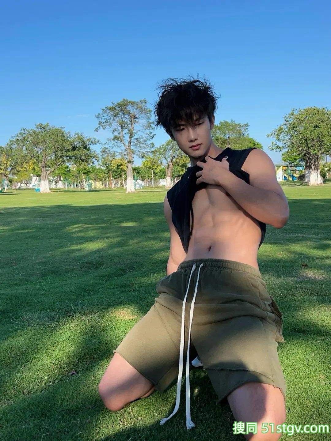 05薄肌小帅哥，少年感 - 51虹马