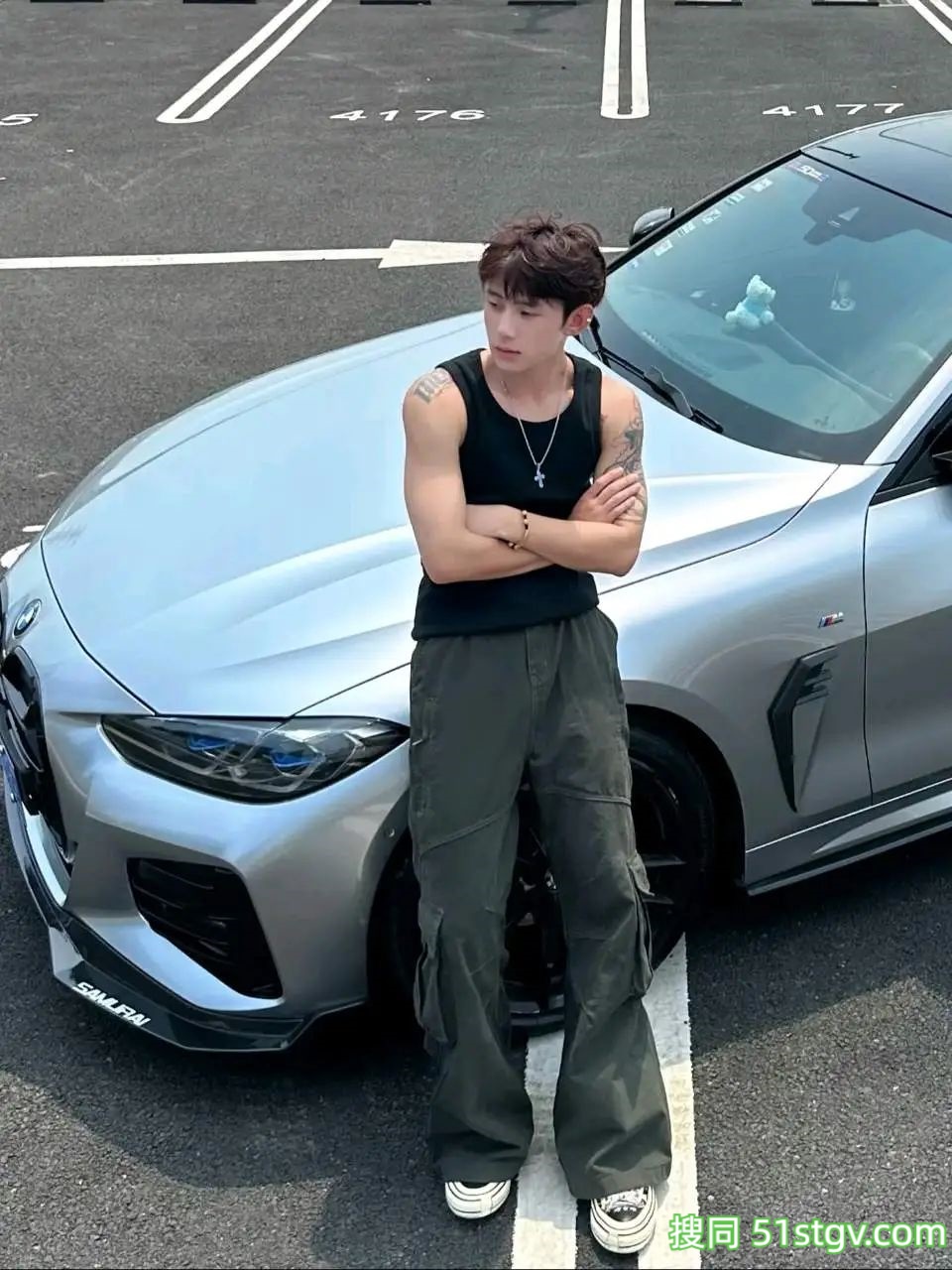 痞帅，薄肌小哥哥，好帅好爽 - 51虹马