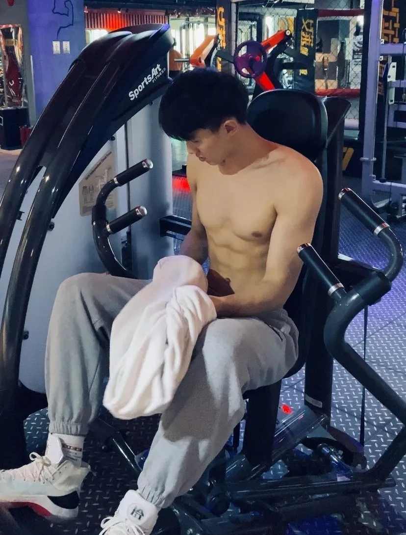 196CM沈阳体院运动男! - 51虹马 196CM沈阳体院运动男! - 51虹马